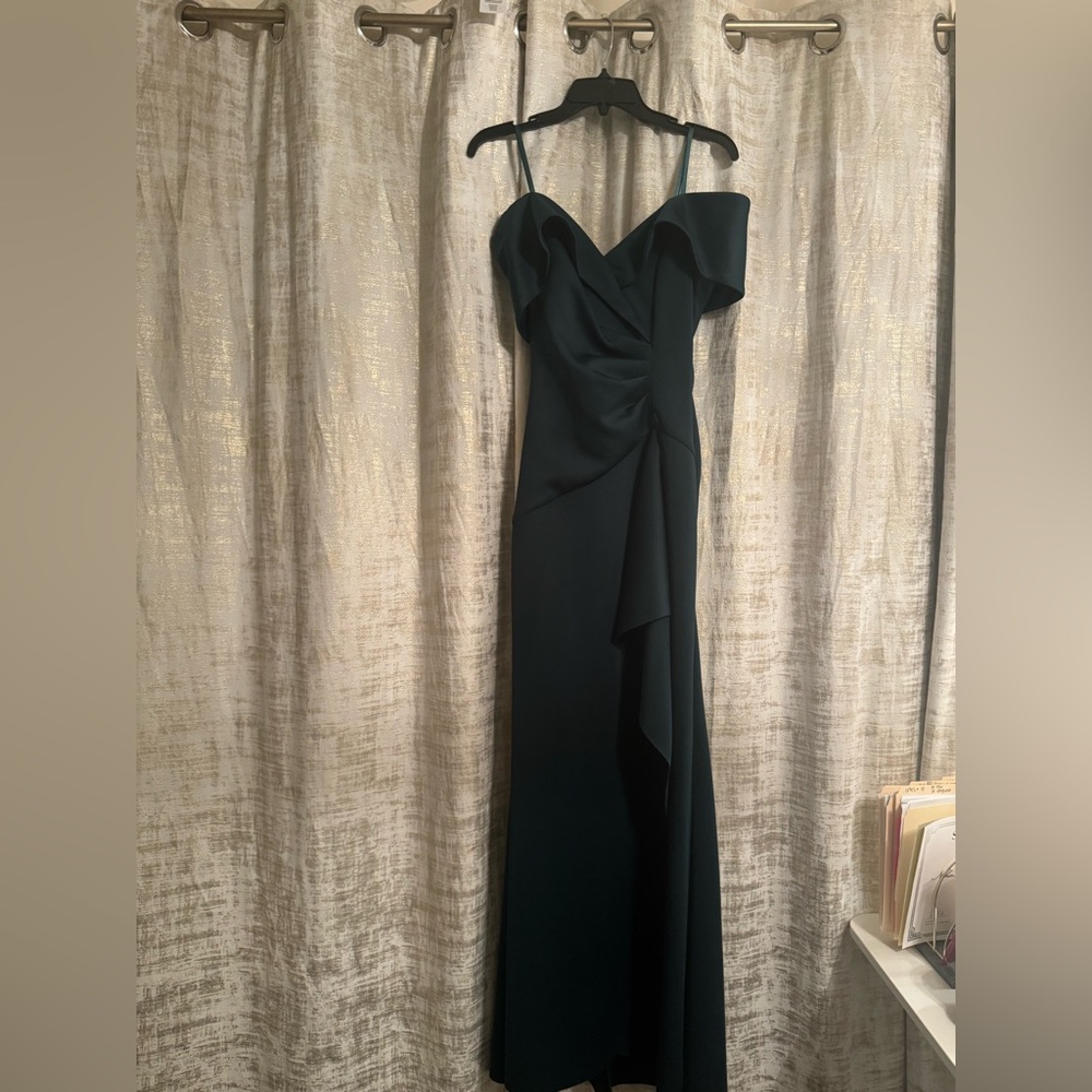 Maxi dark green dress